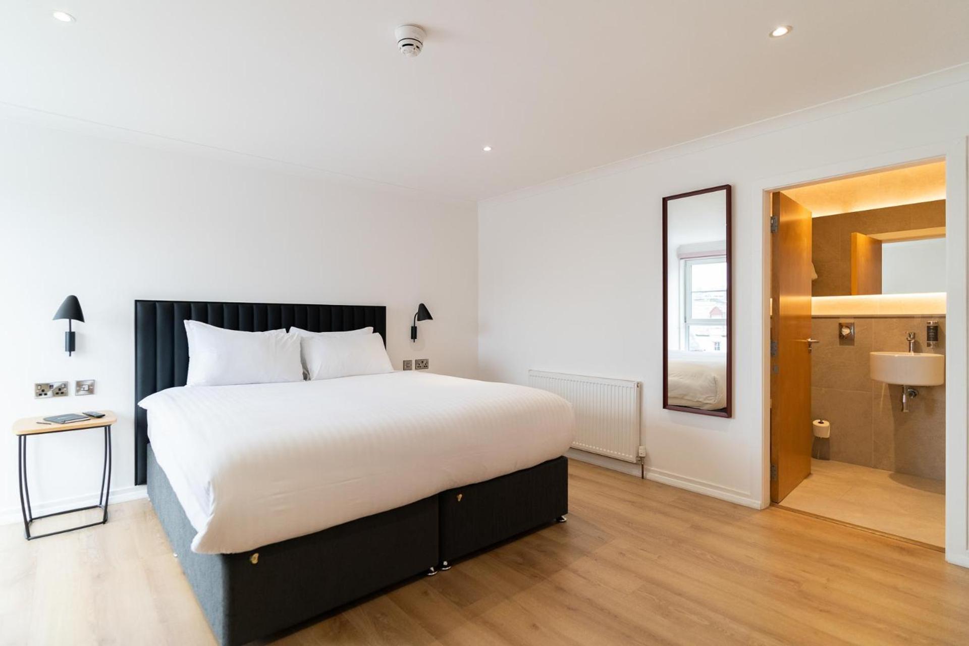 Premier Suites Edinburgh Fountain Court Bagian luar foto