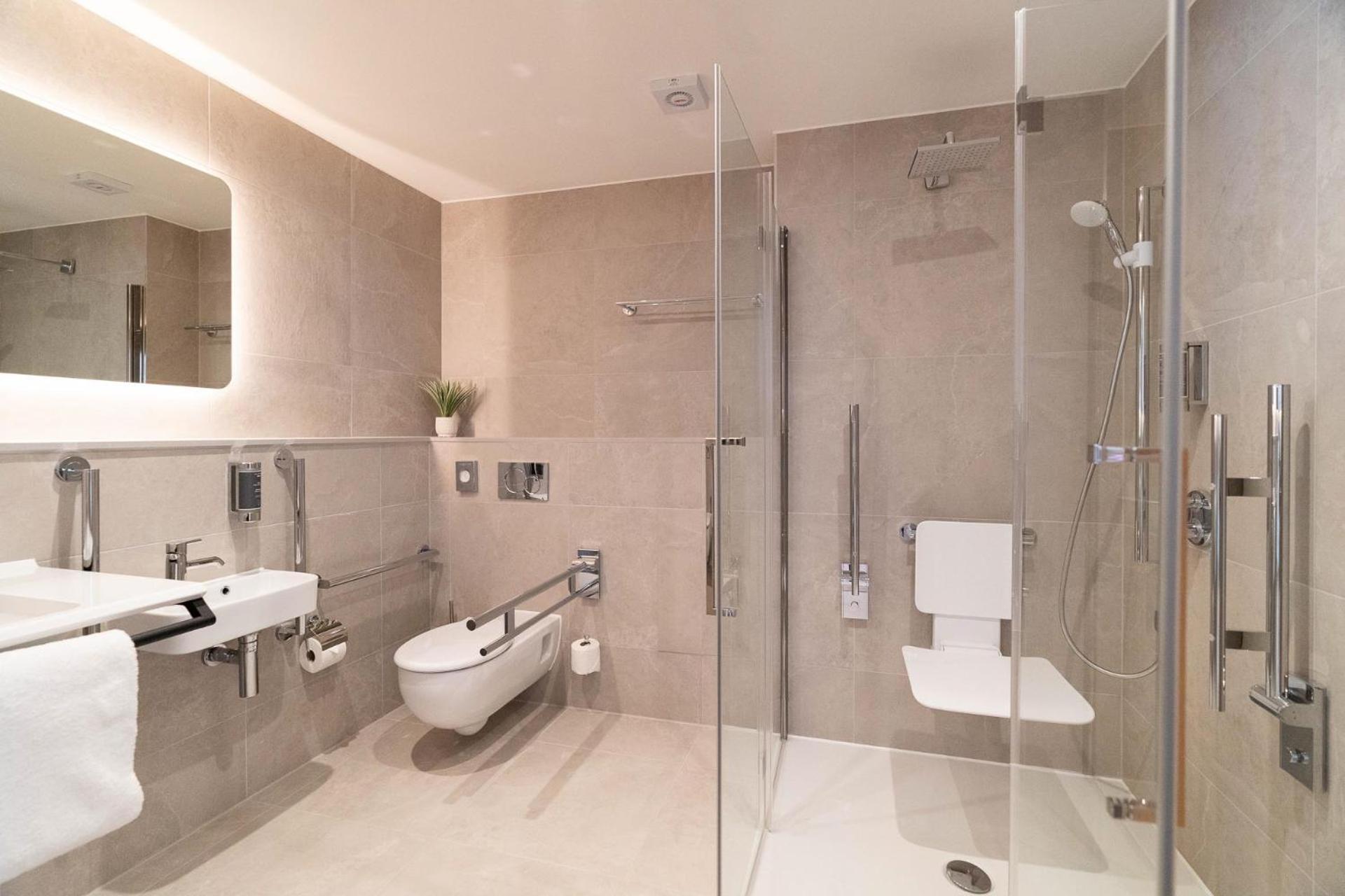 Premier Suites Edinburgh Fountain Court Bagian luar foto