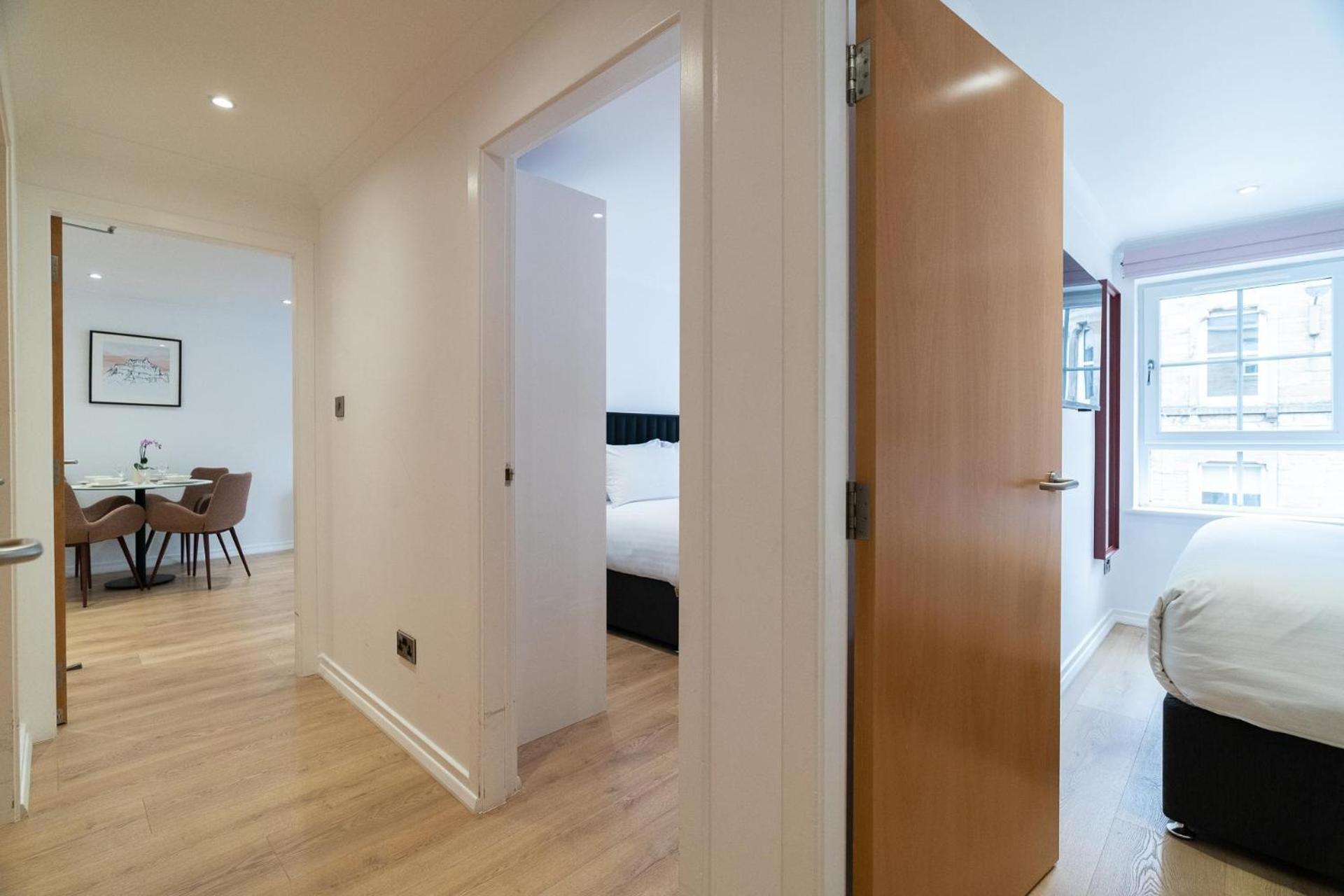 Premier Suites Edinburgh Fountain Court Bagian luar foto
